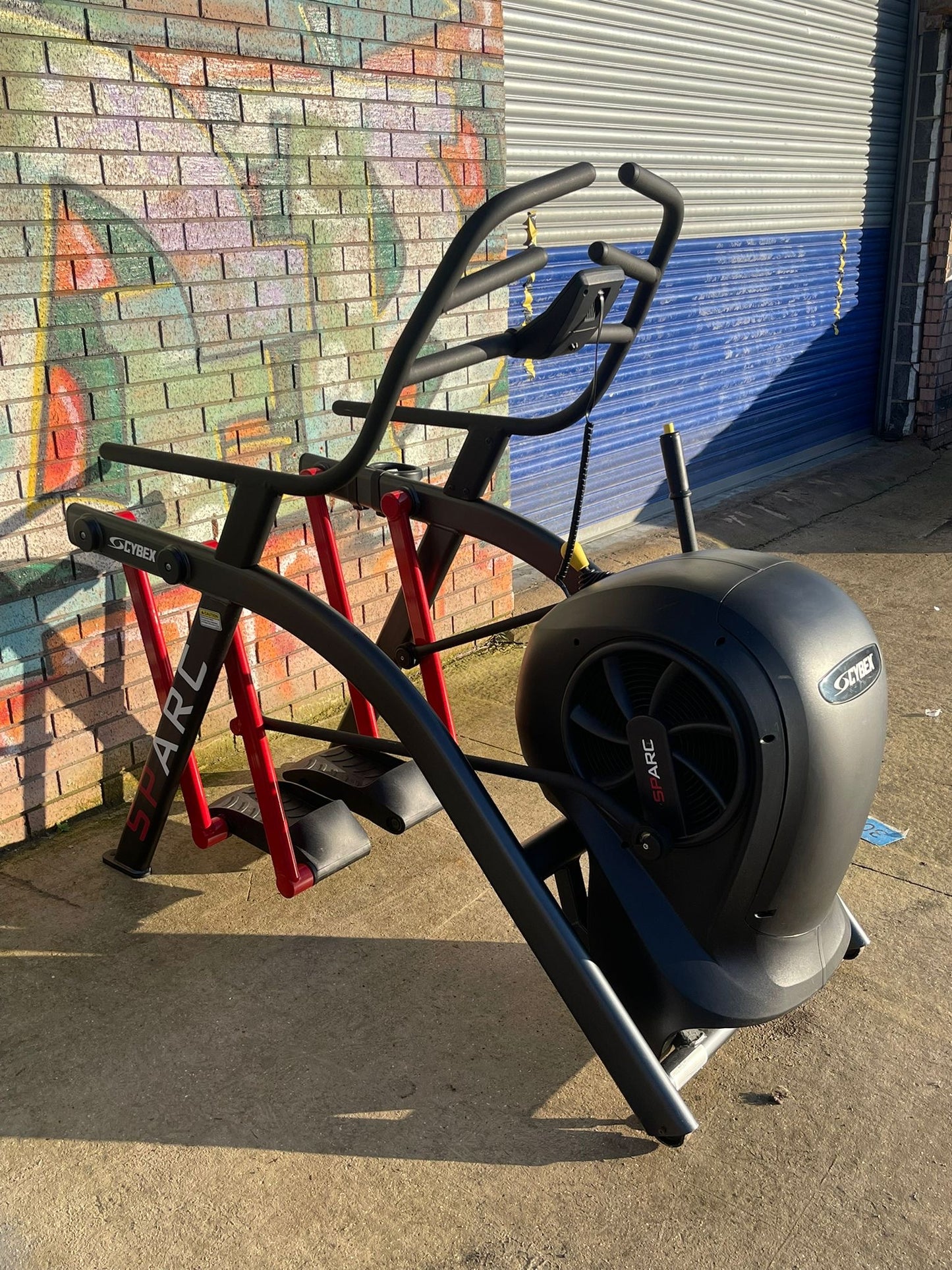 Life Fitness Arc Trainer with SL Console