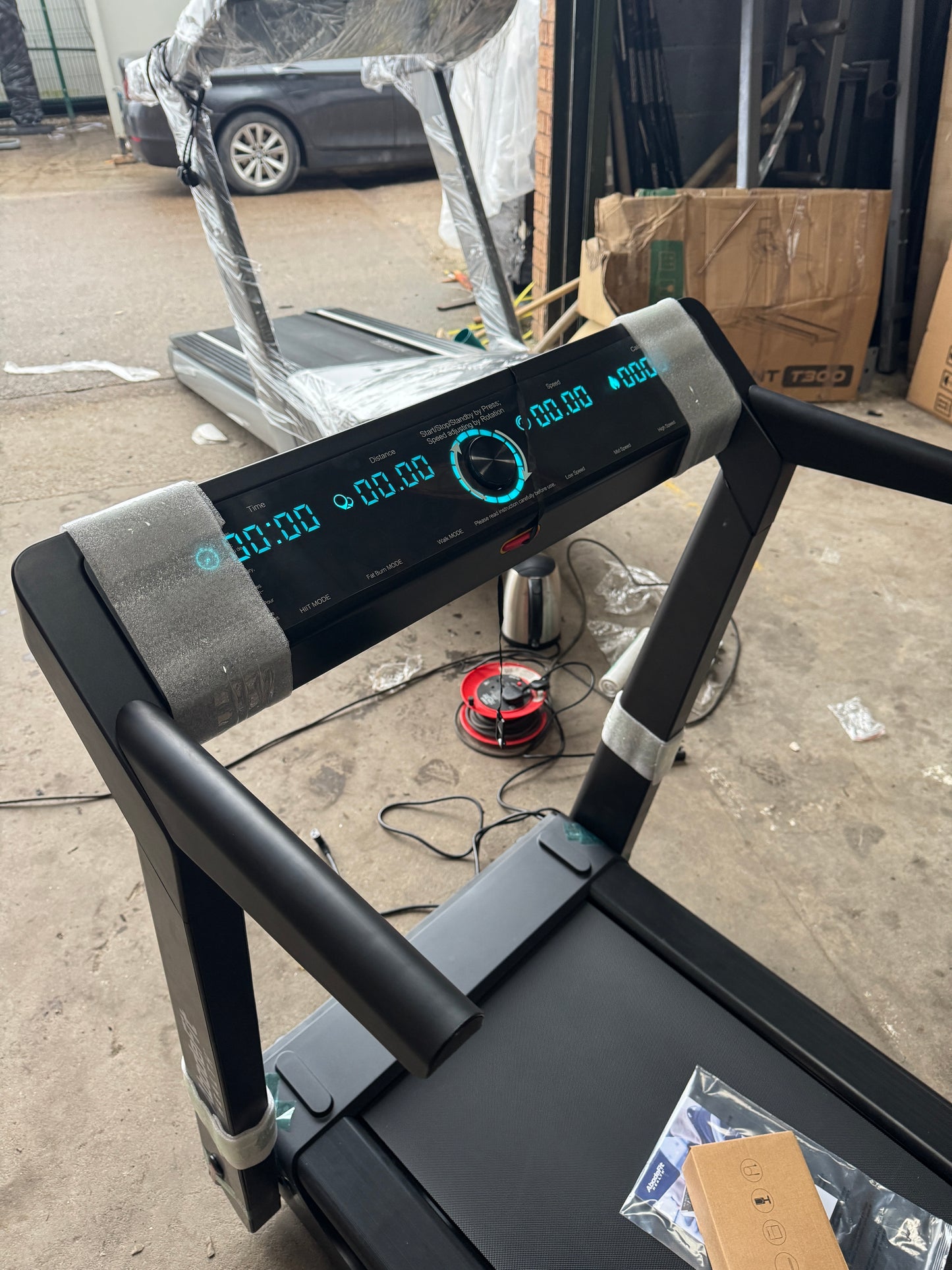 WalkSlim 920 Home Walking Foldable Treadmill with 4% incline and Max Speed 15km/h