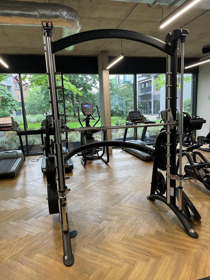 Matrix Fitness Aura-PL62 Smith Machine