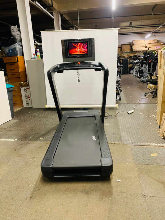 Nordictrack Commercial 1750 Folding Motorised Treadmill With Autoinline and Ifit Connectivity