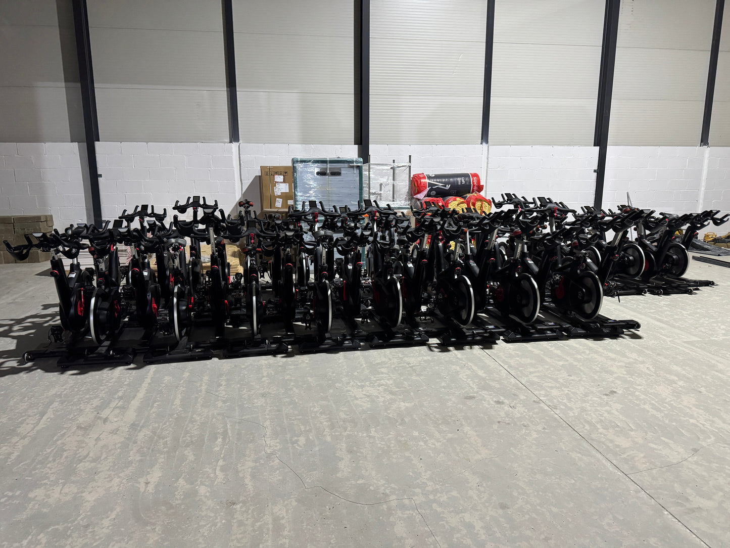 Life Fitness IC6 Studio Spin Bikes