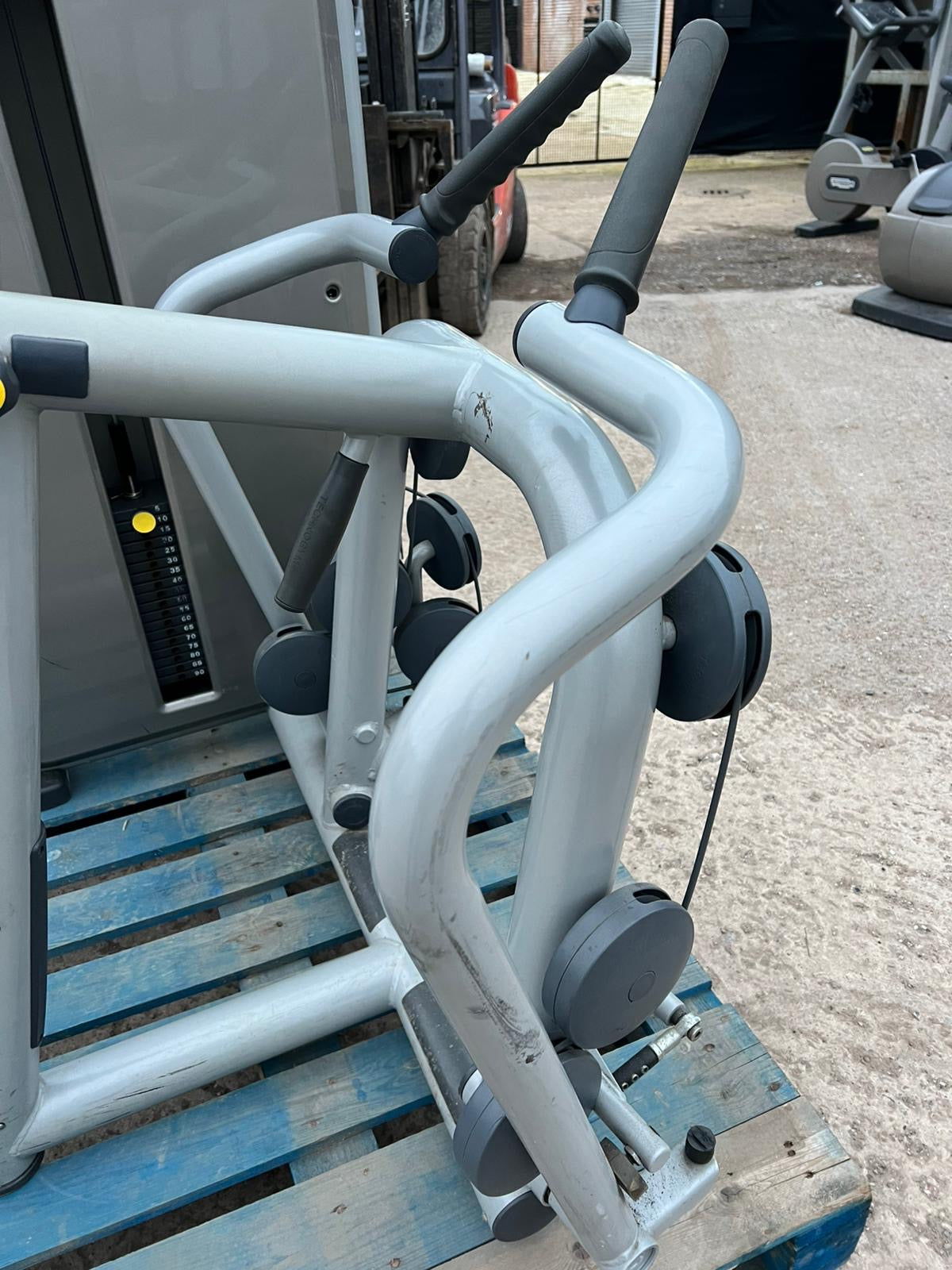 Technogym Element Line Low Row Machine