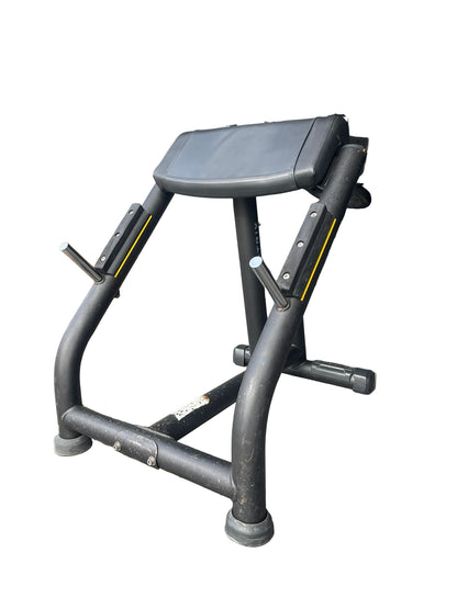 Matrix Magnum Preacher Curl