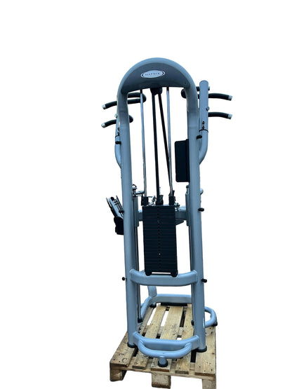 Matrix Aura G3 Assisted Chin / Dip Machine – Commercial Grade Strength Equipment