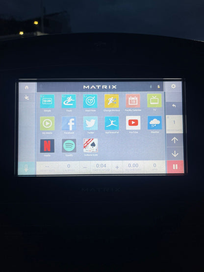 Matrix Fitness Commercial R3xe Commercial Recumbent Cycle/ Bike