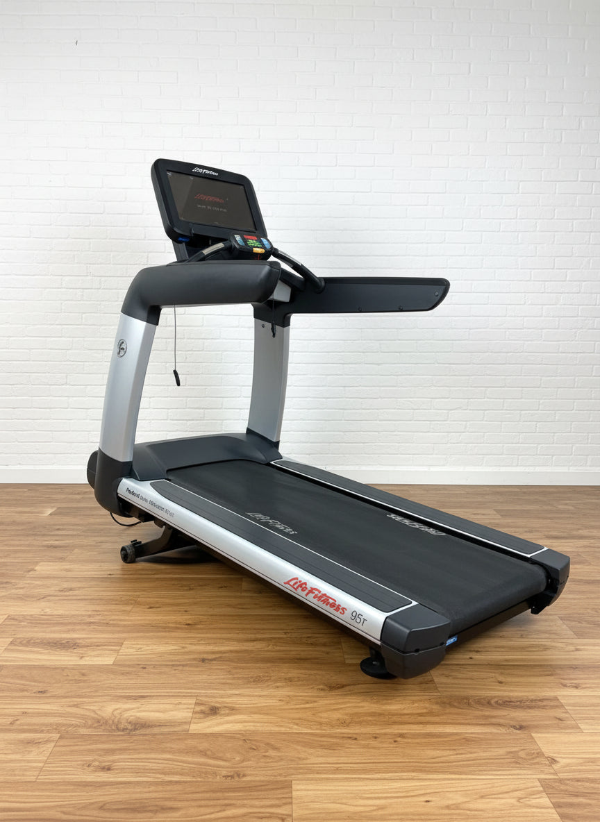 Life Fitness 95Ti Commercial Treadmill - LCD Screen