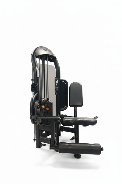 Matrix Aura G3 Leg Extension Machine – Black