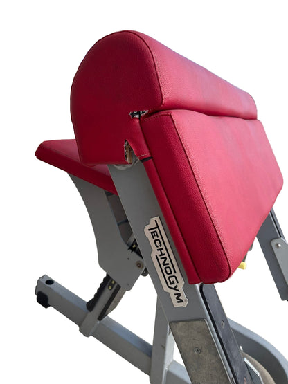 Technogym Preacher Curl /Bicep Curl Bench Commercial Gym Equipment