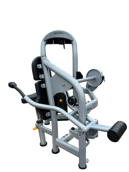 Matrix Aura G3 Tricep Press / Seated Dip Selectorised Machine