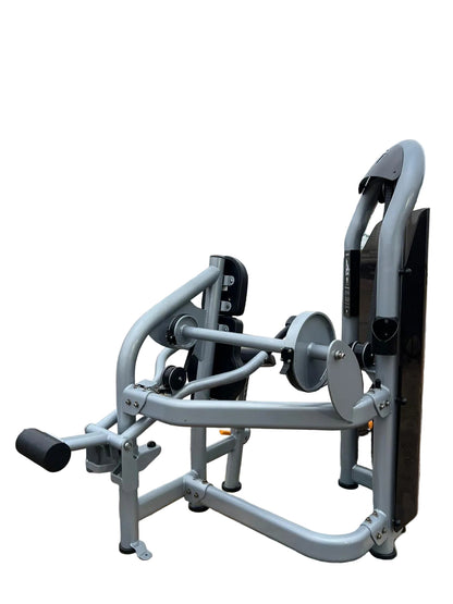 Matrix Aura G3 Tricep Press / Seated Dip Selectorised Machine