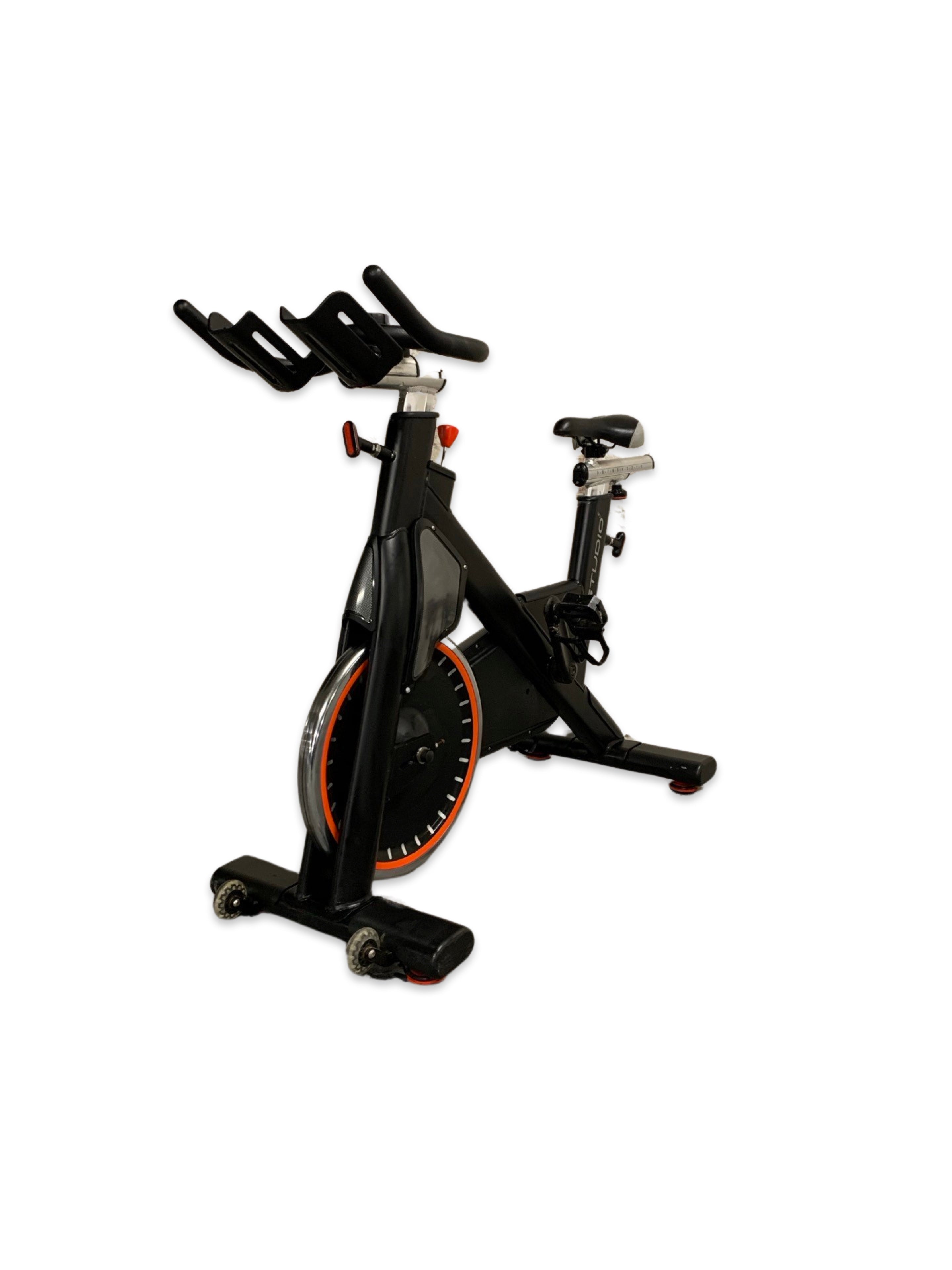 STAR TRAC Studio 5 Group Cycle EX GYM