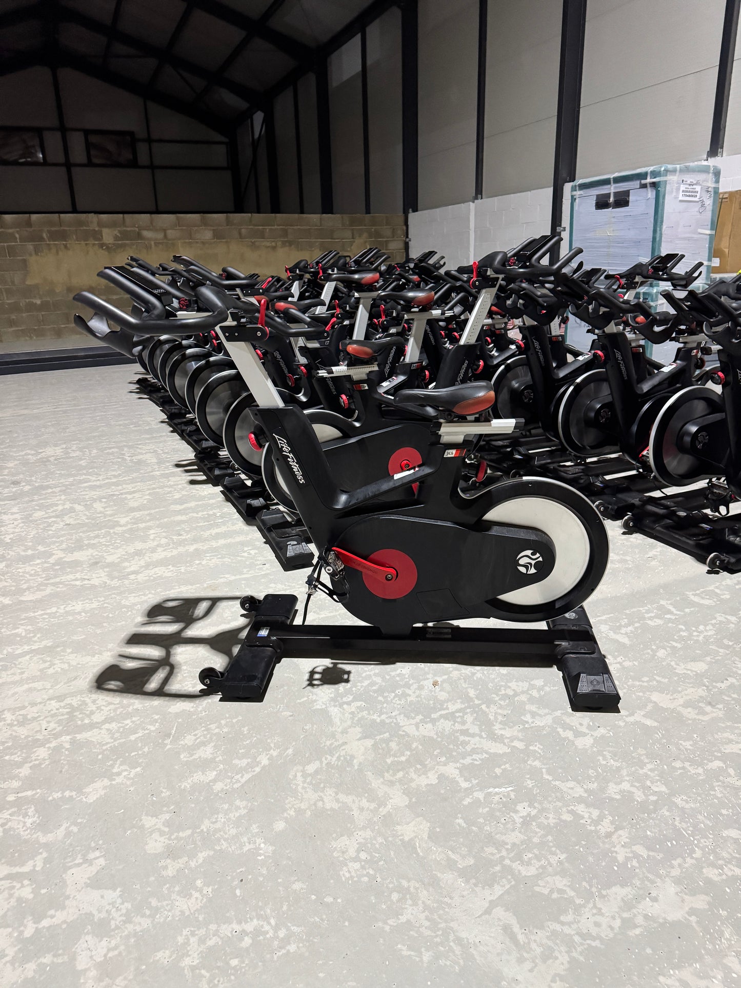 Life Fitness IC6 Studio Spin Bikes