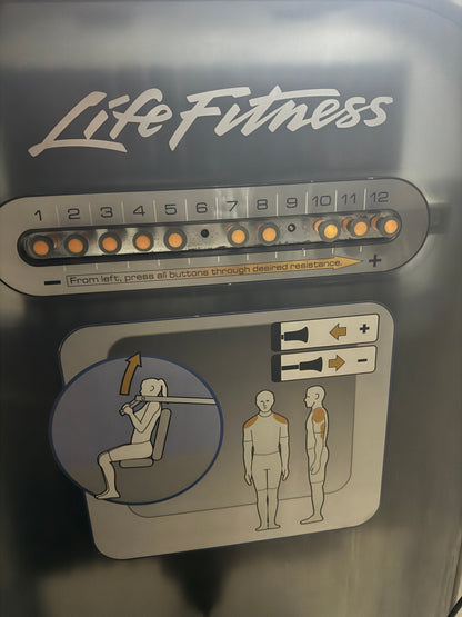 Lifefitness Circuit Series Shoulder press