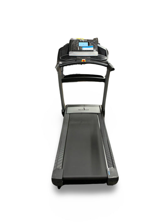 Nordictrack Elite 900 Folding Motorised Treadmill with Auto-Incline, Video Screen, IFit Enabled