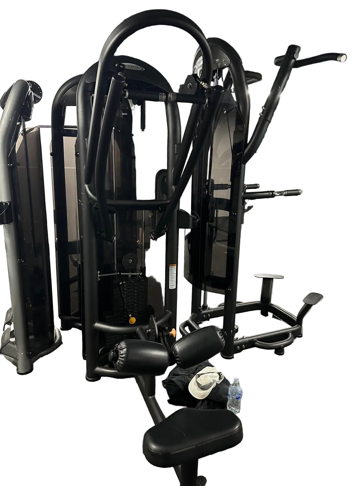 Matrix Aura G3 Diverging Lat Pulldown Machine – Black
