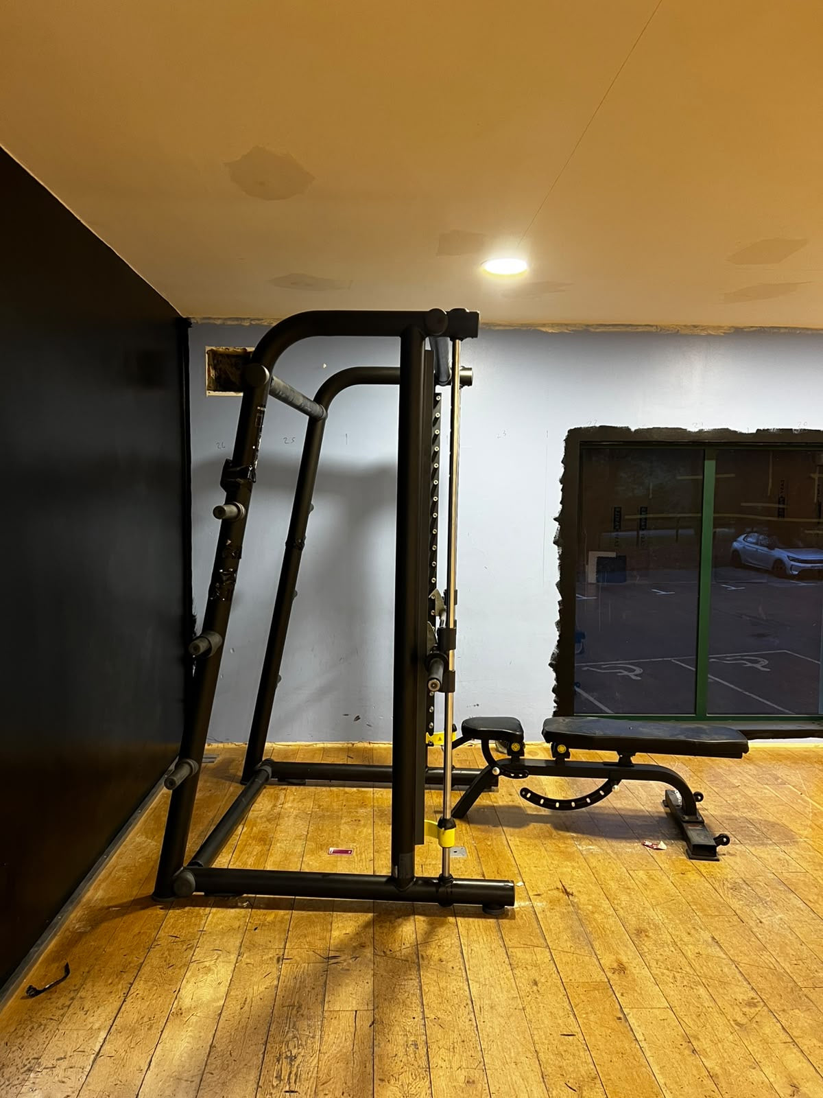 Technogym Element Series Smith Machine Black