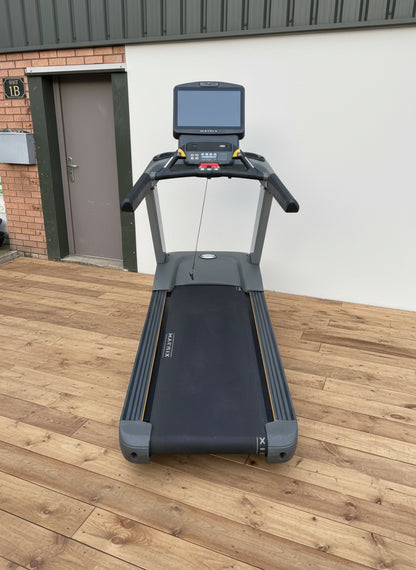 Matrix Fitness T7xi Commercial Treadmill – LCD Screen