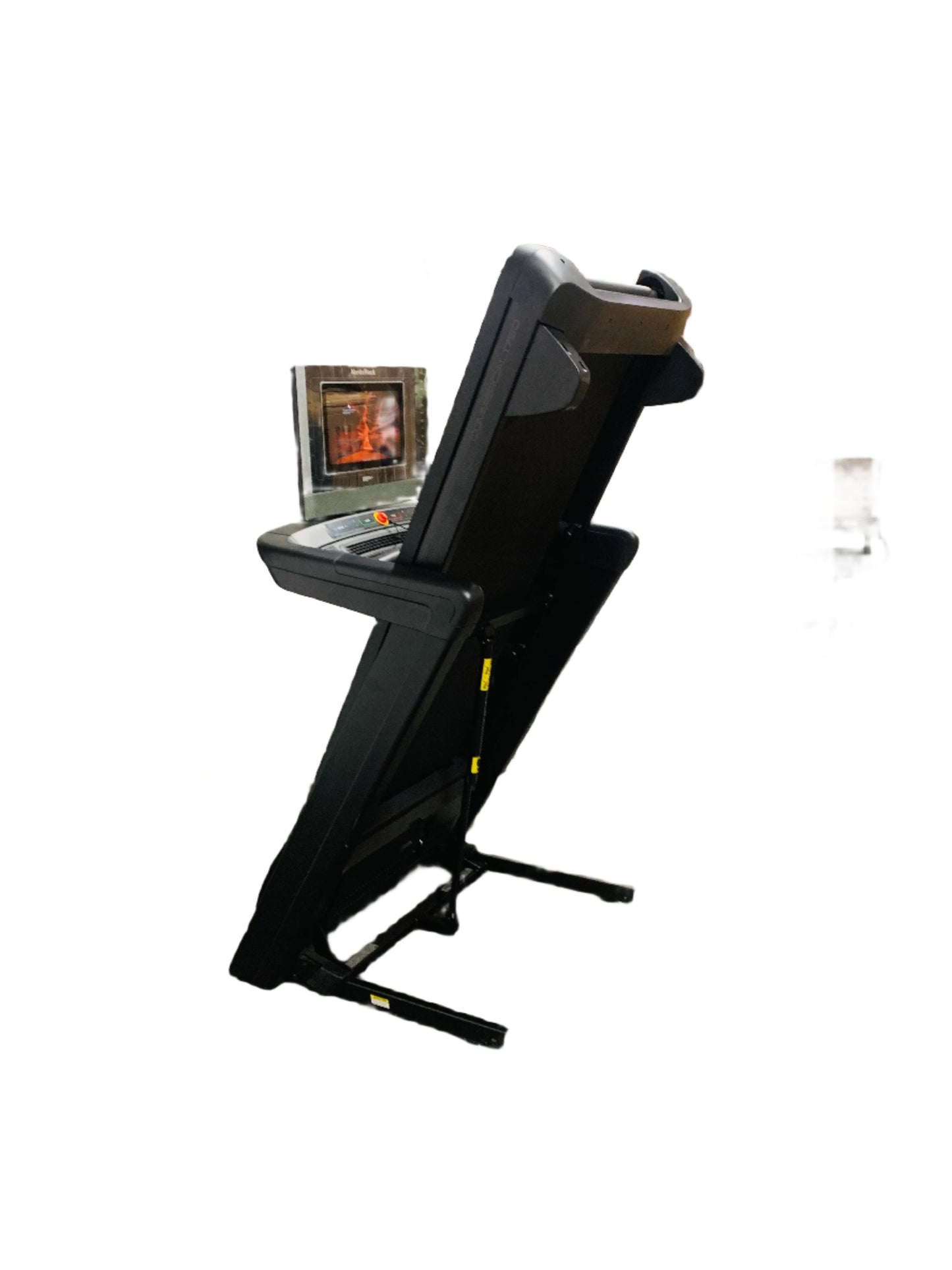 Nordictrack Commercial 1750 Folding Motorised Treadmill With Autoinline and Ifit Connectivity