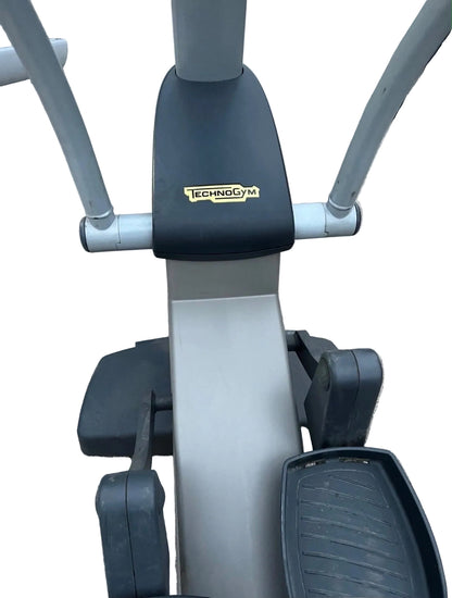 Technogym Excite+ 700i Synchro Cross Trainer