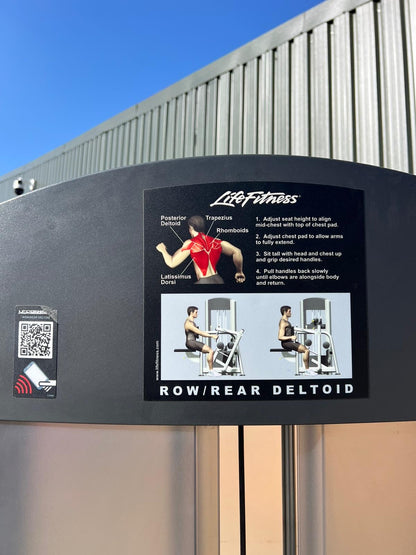 Life Fitness Signature Series Rear Deltoid Machine – Commercial Strength Machine