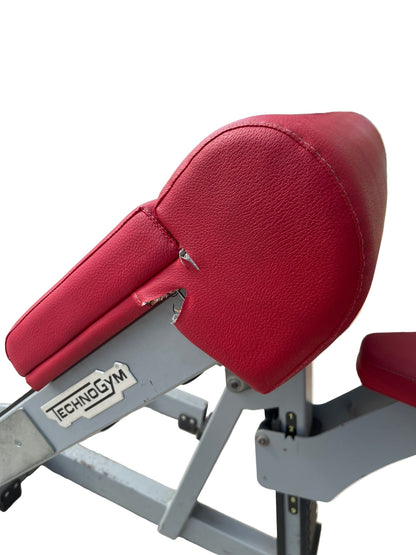 Technogym Preacher Curl /Bicep Curl Bench Commercial Gym Equipment