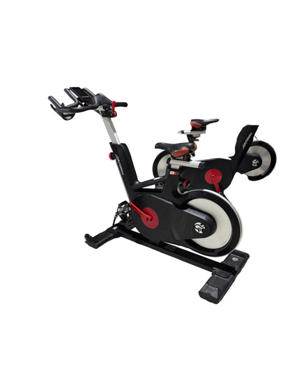 Life Fitness IC6 Studio Spin Bikes