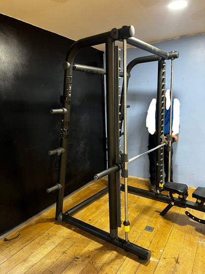 Technogym Element Series Smith Machine Black