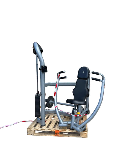 Matrix Aura G3-S13 Converging Chest Press – Grey