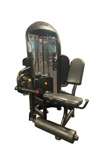 Matrix Aura G3 Leg Extension Machine – Black