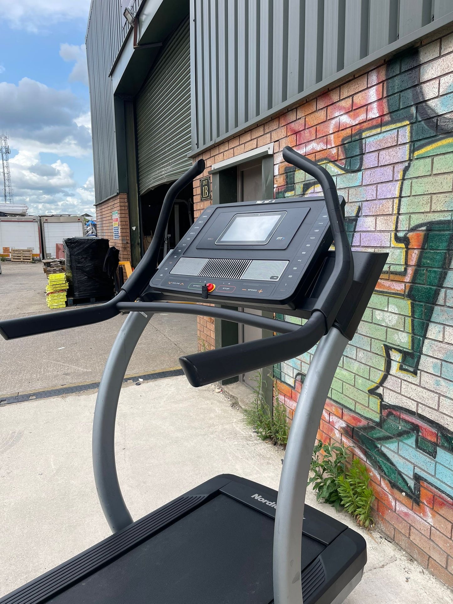 Nordictrack X11i Incline Trainer / Treamdill / Running machine