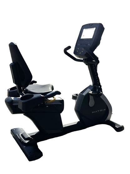 Matrix Fitness Commercial R3xe Commercial Recumbent Cycle/ Bike
