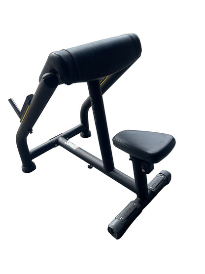 Matrix Magnum Preacher Curl