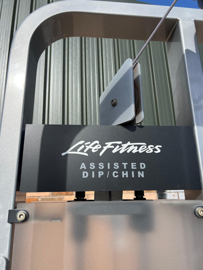 Life Fitness Pro2 Assisted Dip / Chin Machine