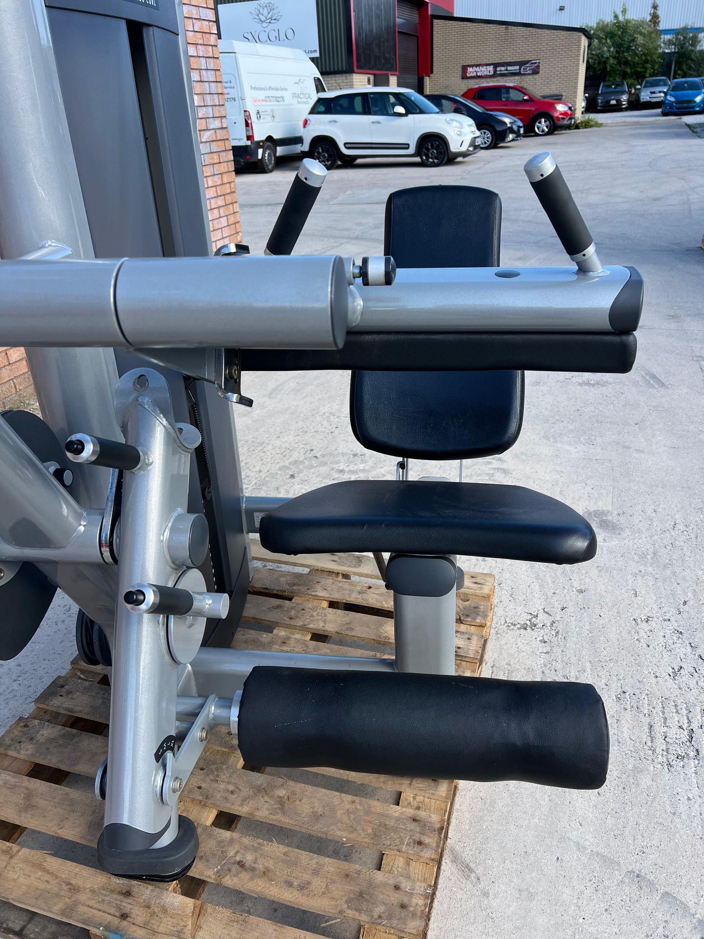 Life Fitness Signature Series Seated Leg Curl
