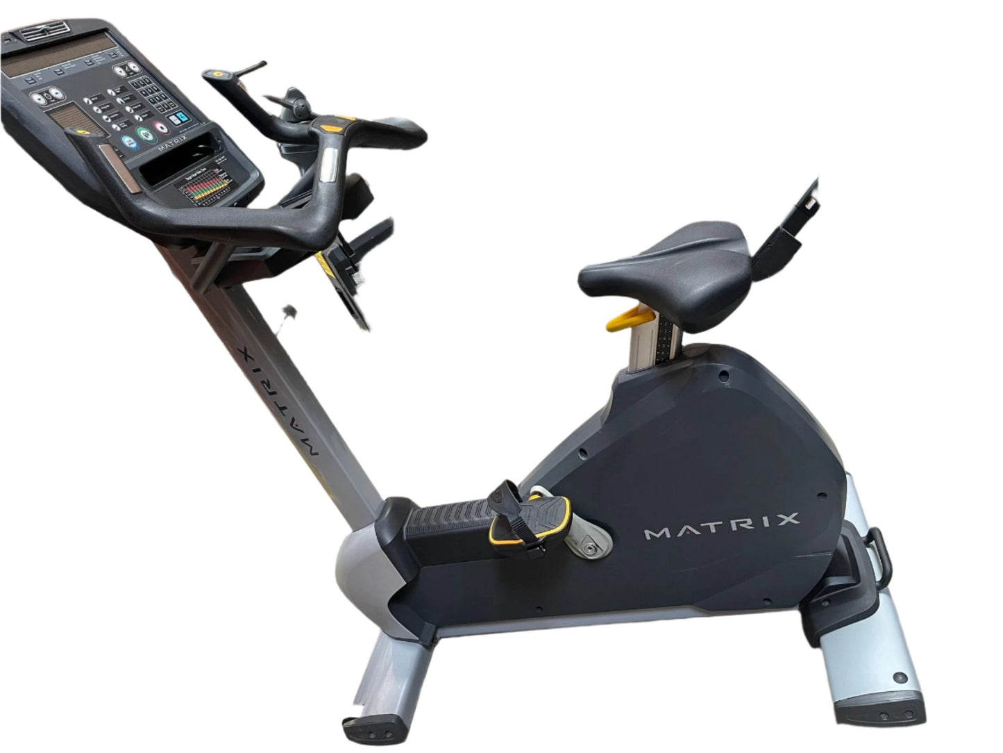 Matrix U5X Commercial Upright Self powered Black Exercise Bike