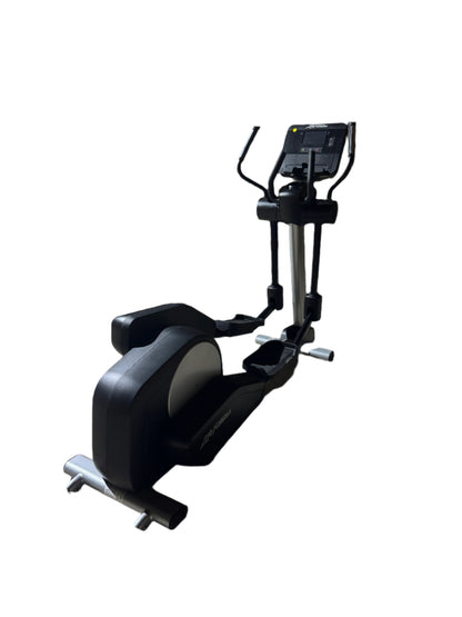 Lifefitness Club Series Plus Titanium Elliptical Cross Trainer With DX console