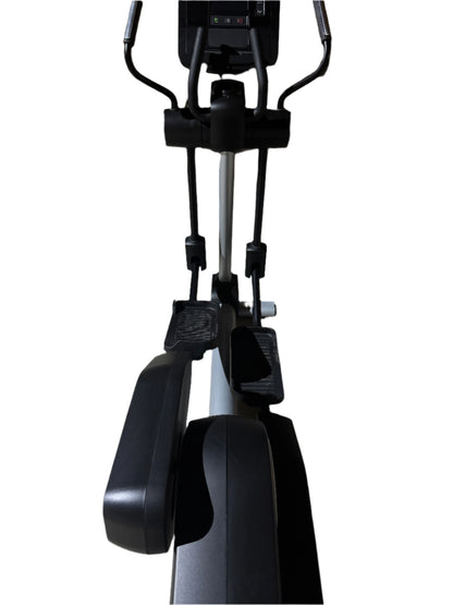 Lifefitness Club Series Plus Titanium Elliptical Cross Trainer With DX console